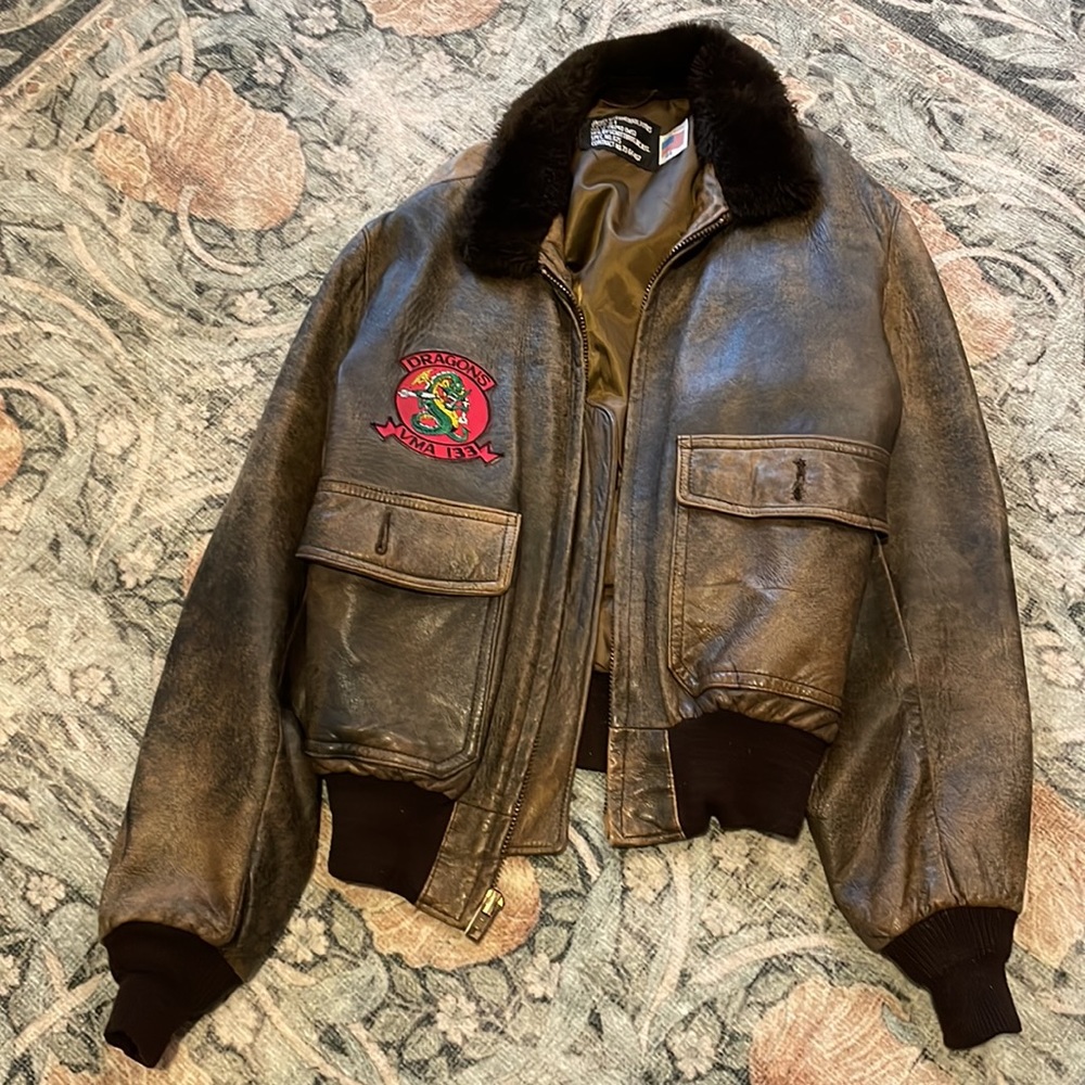 MUST SEE—Vintage Schott Bros leather G-1 Flyers jacket. Great shape. Made in USA - Picture 10 of 16